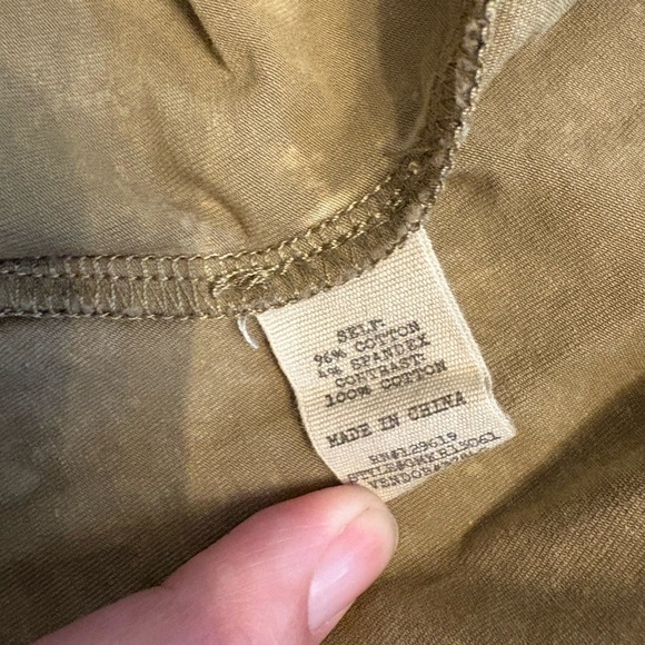 Gimmicks BKE tank with crochet fringe - Picture 4 of 4